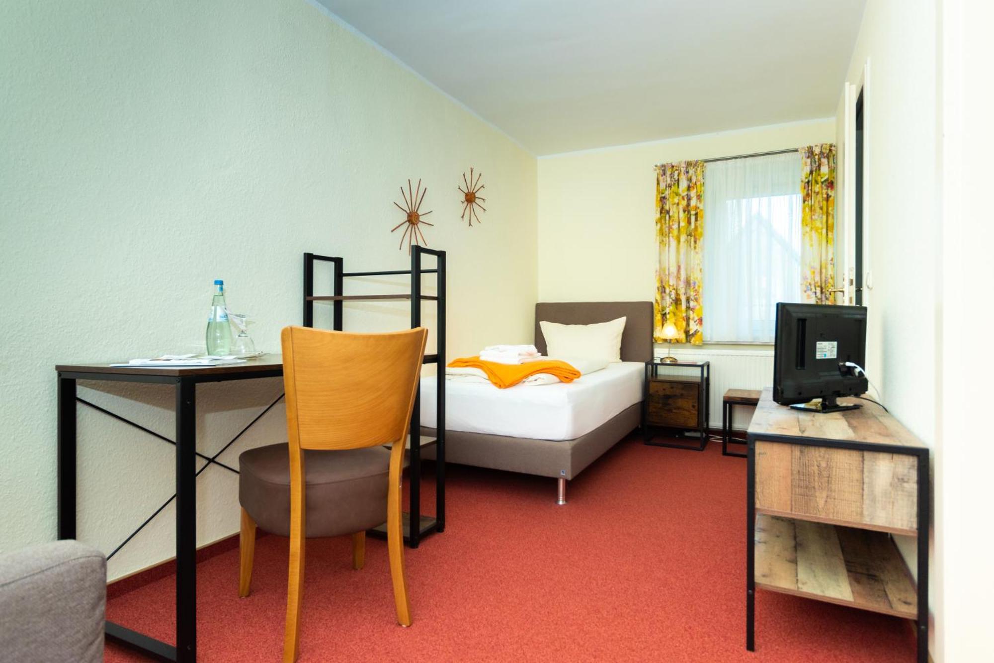 Wanderhotel Sonnebergbaude Waltersdorf  Esterno foto