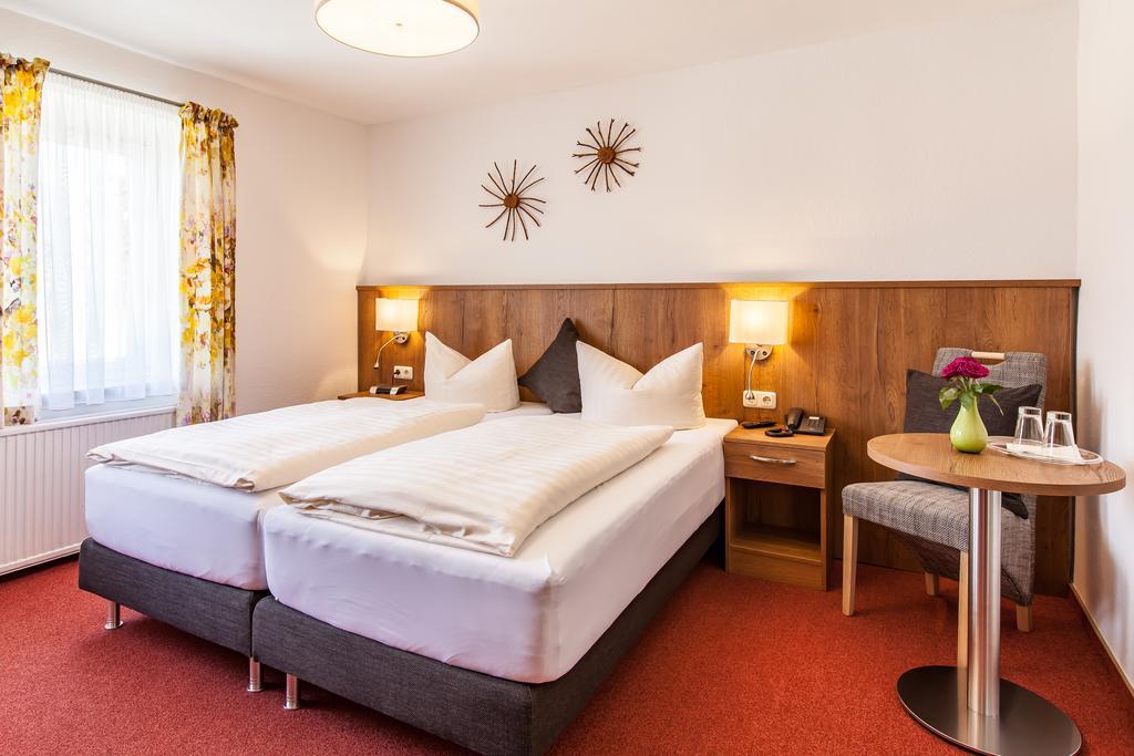 Wanderhotel Sonnebergbaude Waltersdorf  Esterno foto